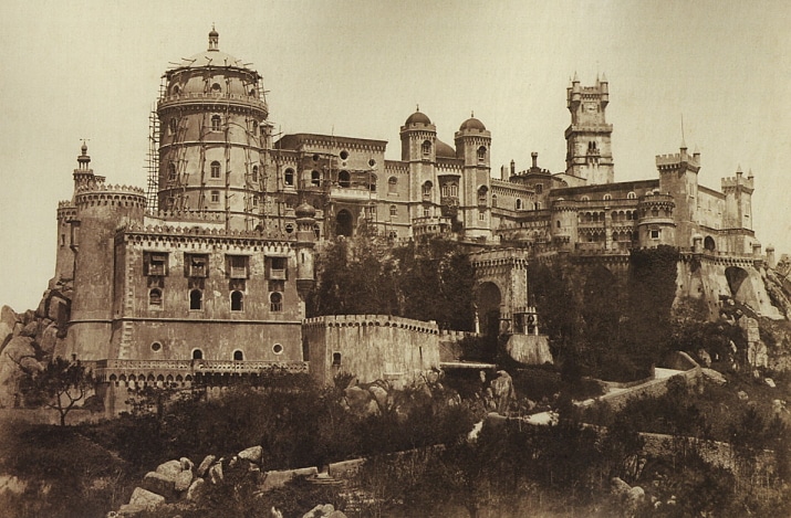 le palais de pena à sintra en 1850