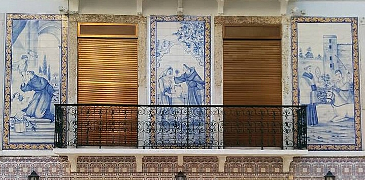 façade azulejos lisbonne